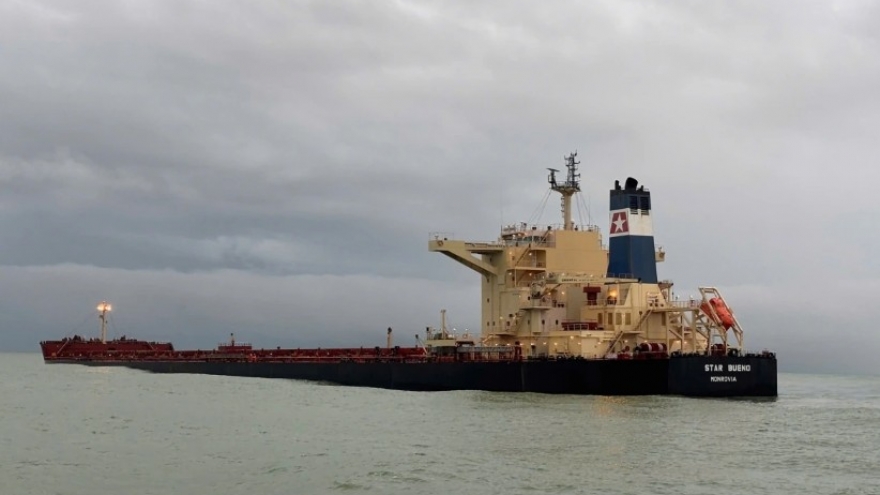 Rescue operations underway for cargo ship Star Bueno off Quang Ngai coast